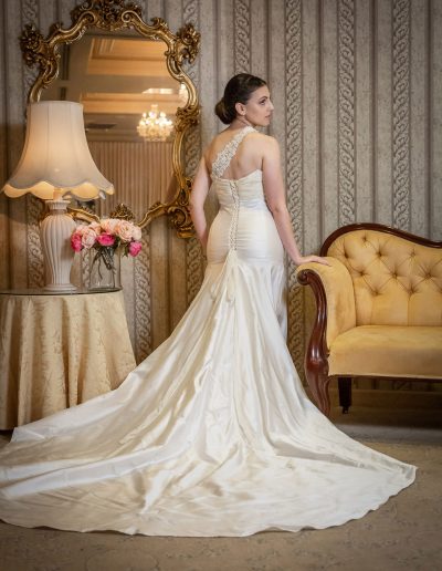 Exquisite Iris Wedding Dress
